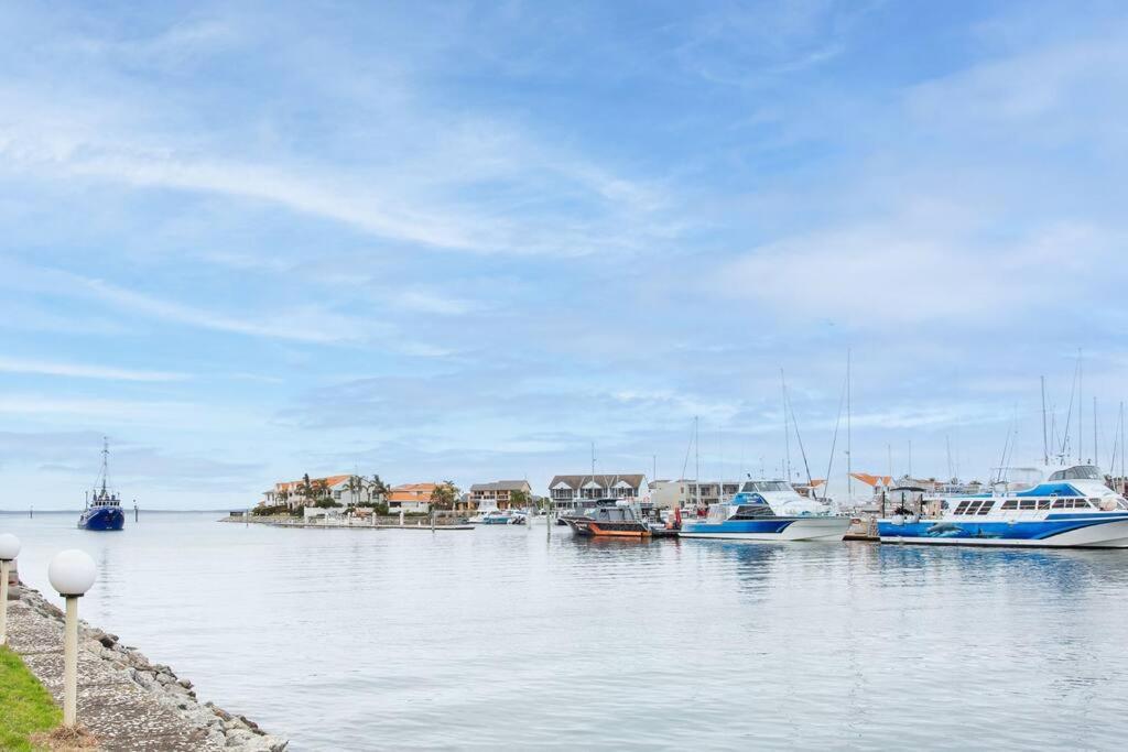 Apartament Waterfront Townhouse - Picturesque Marina Views Port Lincoln Zewnętrze zdjęcie