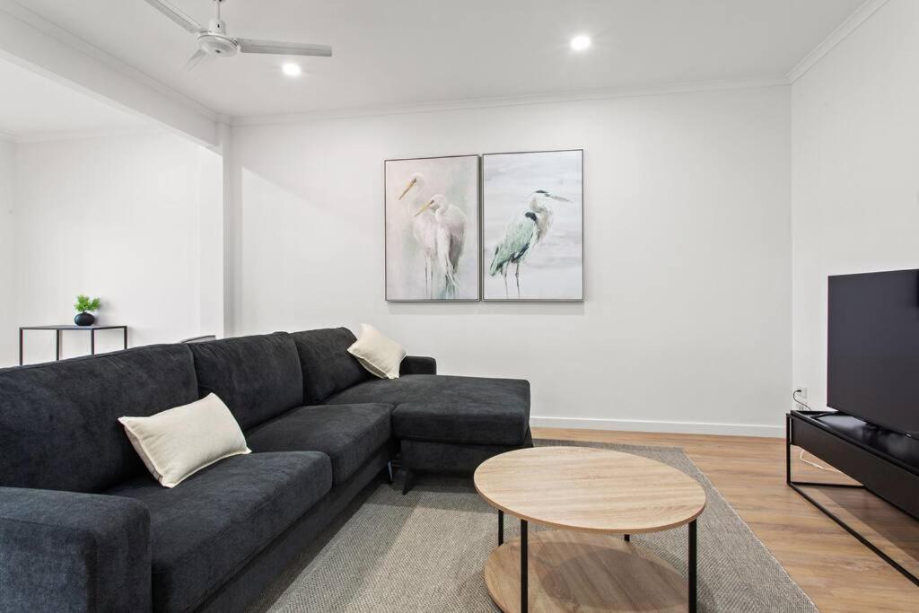 Apartament Waterfront Townhouse - Picturesque Marina Views Port Lincoln Zewnętrze zdjęcie